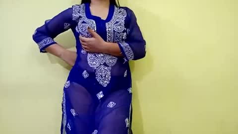 Snapshot of rupali01 chatting on 03-03-25, 04:58 Rupali online show from 03-03-25, 04:58