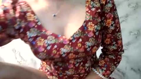 Rupali online show from 06-17-26, 01:08