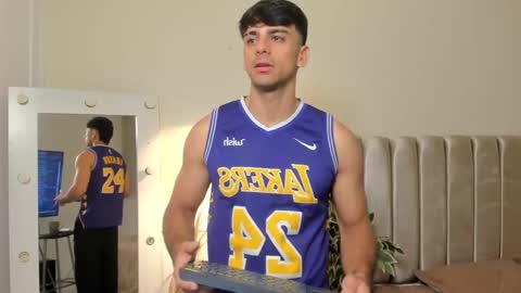 Russ online show from 09-18-25, 10:39