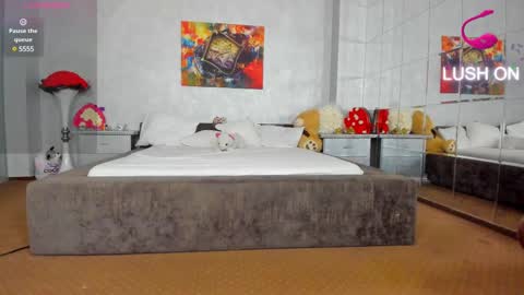 Ava online show from 02-26-25, 07:49