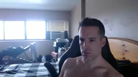 rustic_cuse_777 online show from 02-25-26, 09:46