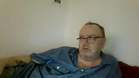 rustybee online show from 10-21-25, 03:57