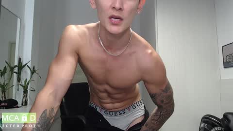 MillionDollarGuy online show from 01-28-25, 08:47