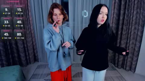 Jessica Blondie Lannie Brunette online show from 09-21-25, 05:03
