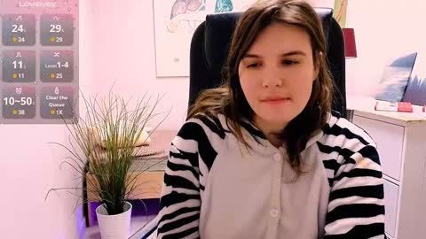 Ruyjin online show from 01-25-25, 11:34