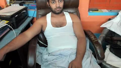 rwb17 online show from 04-05-26, 11:51