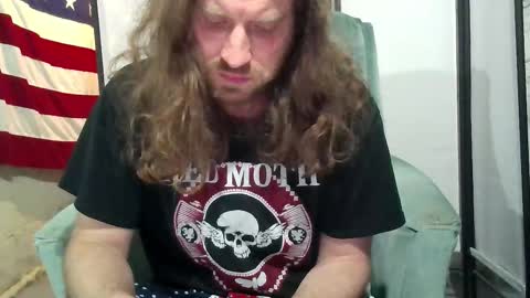 Snapshot of rwb1982 chatting on 01-06-26, 12:53 rwb1982 online show from 01-06-26, 12:53