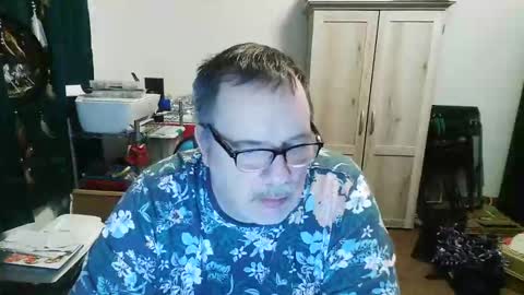 rwzar_0712 online show from 11-19-25, 11:27