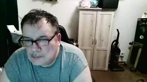 rwzar_1965 online show from 05-05-26, 02:19