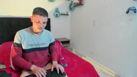 Snapshot of ryan15_ chatting on 02-03-25, 12:03 Ryan 15 online show from 02-03-25, 12:03