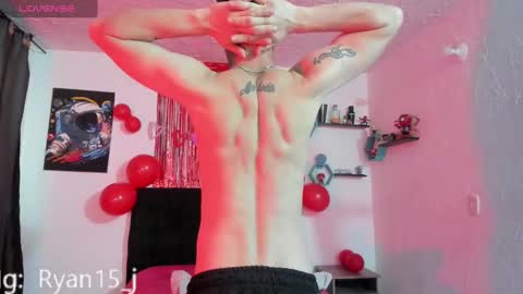 Snapshot of ryan15_ chatting on 02-14-25, 02:12 Ryan 15 online show from 02-14-25, 02:12