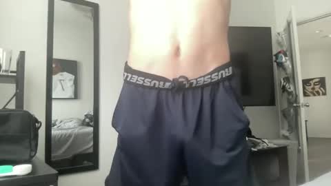 Snapshot of ryan287747 chatting on 09-16-25, 07:04 ryan online show from 09-16-25, 07:04