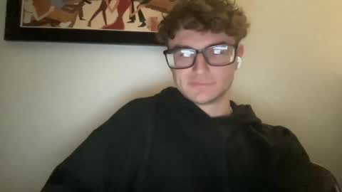 Snapshot of ryan287747 chatting on 10-04-25, 04:05 ryan online show from 10-04-25, 04:05