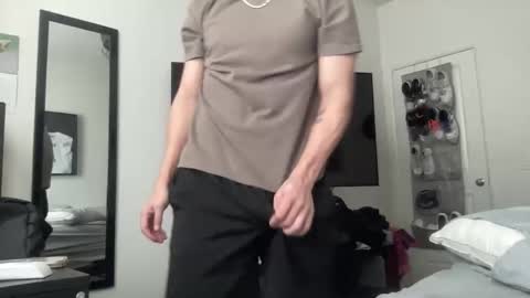 Snapshot of ryan287747 chatting on 11-01-25, 07:38 ryan online show from 11-01-25, 07:38