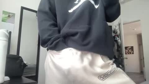 Snapshot of ryan287747 chatting on 12-03-25, 08:29 ryan online show from 12-03-25, 08:29