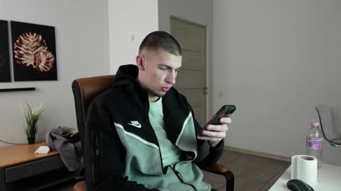 RYAN DOZER online show from 03-22-26, 07:12