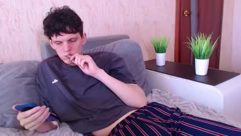 Ryan online show from 09-30-25, 10:42