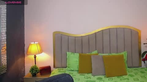 Ryan online show from 09-18-25, 04:09