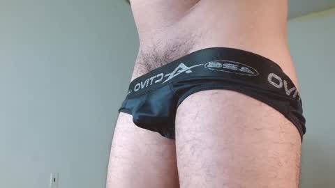 Snapshot of ryan_warren18 chatting on 01-29-25, 05:30 RYAN online show from 01-29-25, 05:30