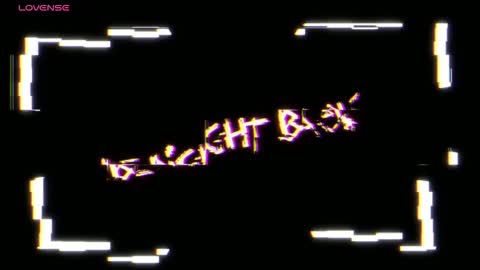 Snapshot of ryan_warren18 chatting on 09-28-25, 05:02 RYAN online show from 09-28-25, 05:02