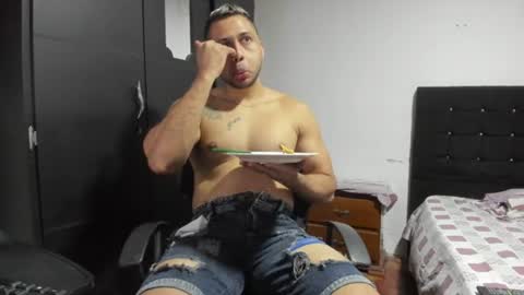 ryan_xc1 online show from 06-14-26, 04:20