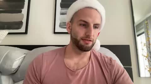 Ryan  Chad online show from 12-22-24, 08:25