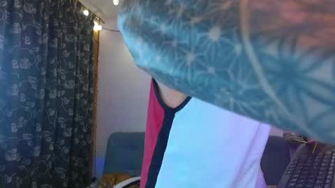 Ryan Blue ig ryannblue online show from 12-20-24, 02:41