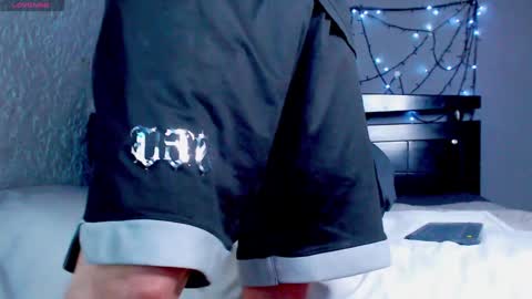 Snapshot of ryannhill_ chatting on 01-26-25, 07:21 Ryannhill  online show from 01-26-25, 07:21