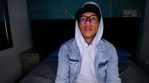 Snapshot of ryanpricee chatting on 12-21-24, 04:41 RyanPricee online show from 12-21-24, 04:41