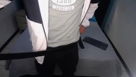 Snapshot of ryanpricee chatting on 12-27-24, 03:20 RyanPricee online show from 12-27-24, 03:20