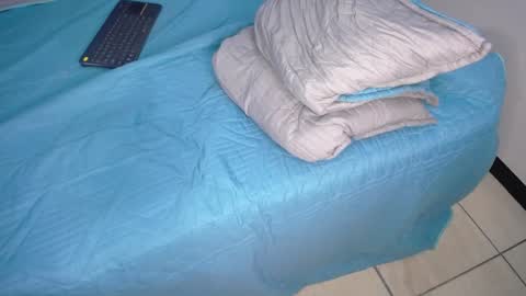 Snapshot of ryanpricee chatting on 01-09-25, 08:34 RyanPricee online show from 01-09-25, 08:34