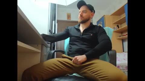 Ryanstone  online show from 01-12-26, 05:34