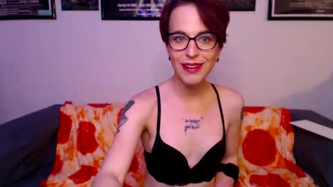 Snapshot of ryff_burnz chatting on 12-31-24, 03:34 Ryff Burnz online show from 12-31-24, 03:34