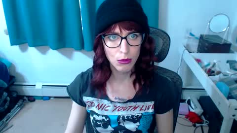 Snapshot of ryff_burnz chatting on 01-25-25, 08:53 Ryff Burnz online show from 01-25-25, 08:53