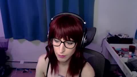 Snapshot of ryff_burnz chatting on 02-12-25, 04:44 Ryff Burnz online show from 02-12-25, 04:44