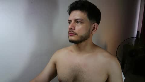 Snapshot of ryl_ chatting on 12-15-25, 07:40 Ryl online show from 12-15-25, 07:40