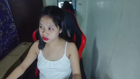 Snapshot of rylee_beau chatting on 01-10-25, 06:06 Beau Angel online show from 01-10-25, 06:06