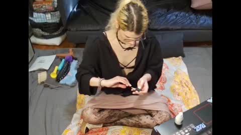 Snapshot of ryn_michele chatting on 12-17-24, 05:58 Ryn Michele online show from 12-17-24, 05:58