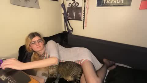 Snapshot of ryn_michele chatting on 02-24-25, 03:31 Ryn Michele online show from 02-24-25, 03:31