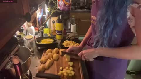 Snapshot of ryn_michele chatting on 09-12-25, 01:38 Ryn Michele online show from 09-12-25, 01:38