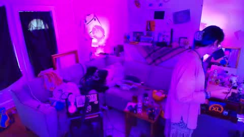 Snapshot of ryn_michele chatting on 10-29-25, 03:25 Ryn Michele online show from 10-29-25, 03:25