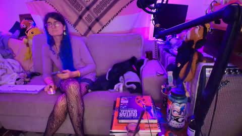 Snapshot of ryn_michele chatting on 10-30-25, 05:09 Ryn Michele online show from 10-30-25, 05:09