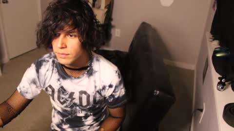 Snapshot of ryot35 chatting on 09-18-25, 05:48 Ryot3 online show from 09-18-25, 05:48