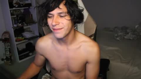 Snapshot of ryot35 chatting on 10-04-25, 02:59 Ryot3 online show from 10-04-25, 02:59