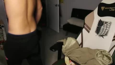 Snapshot of ryot35 chatting on 11-14-25, 01:37 Ryot3 online show from 11-14-25, 01:37