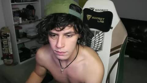 Snapshot of ryot35 chatting on 11-28-25, 08:44 Ryot3 online show from 11-28-25, 08:44