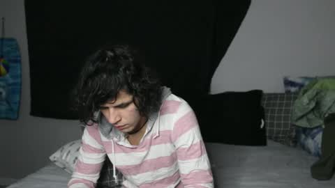 Snapshot of ryot35 chatting on 12-20-25, 03:46 Ryot3 online show from 12-20-25, 03:46