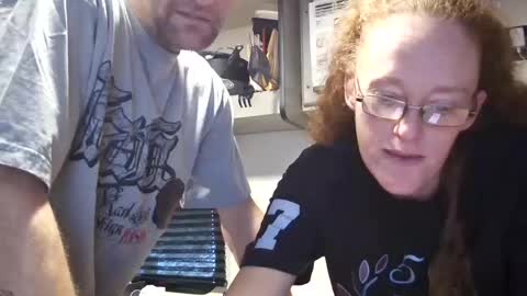 RyTracey2024 online show from 02-11-25, 07:38