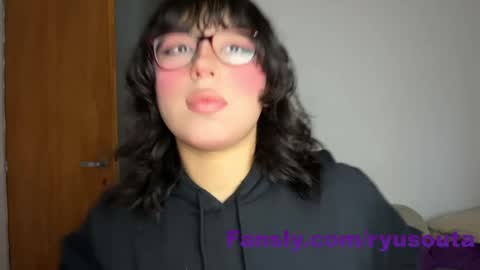 Snapshot of ryusouta chatting on 12-28-24, 11:59 Ryu-chan online show from 12-28-24, 11:59