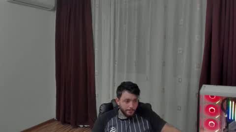 Snapshot of s1nmaster chatting on 01-12-26, 07:19 s1nmaster online show from 01-12-26, 07:19